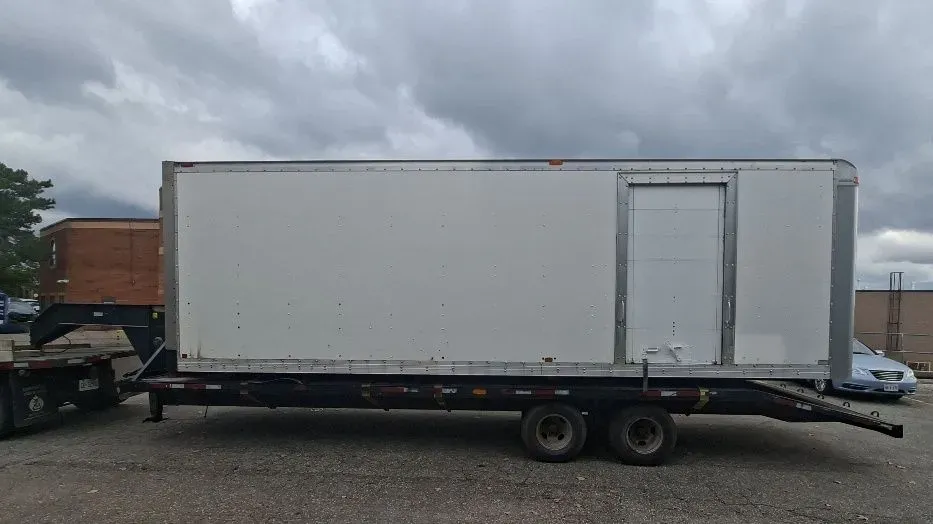 2017 MultiVans 26 FT Dry Freight