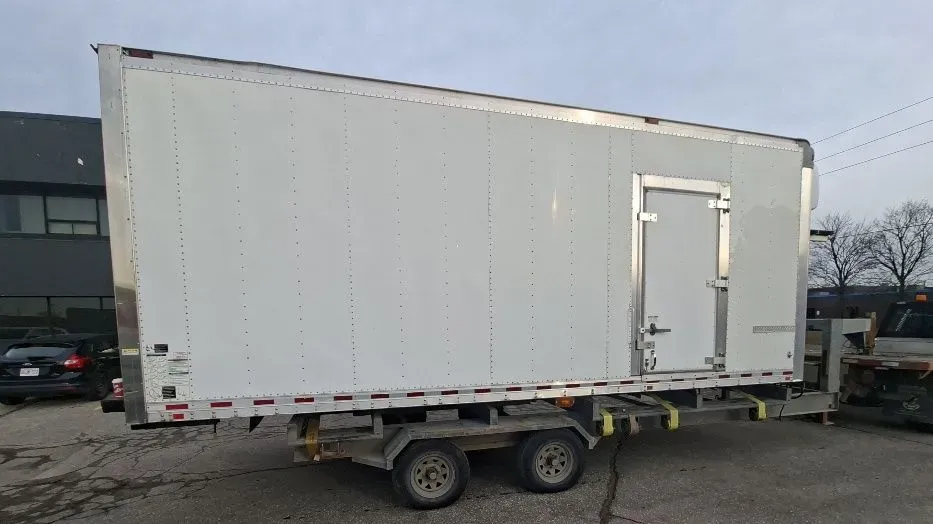 2017 Morgan 22 FT Refrigerated