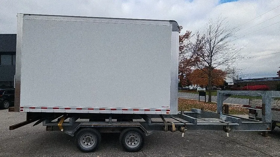 2018 Morgan 14 FT Dry Freight