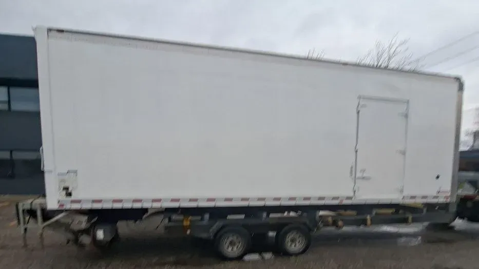 2018 Morgan 26 FT Dry Freight