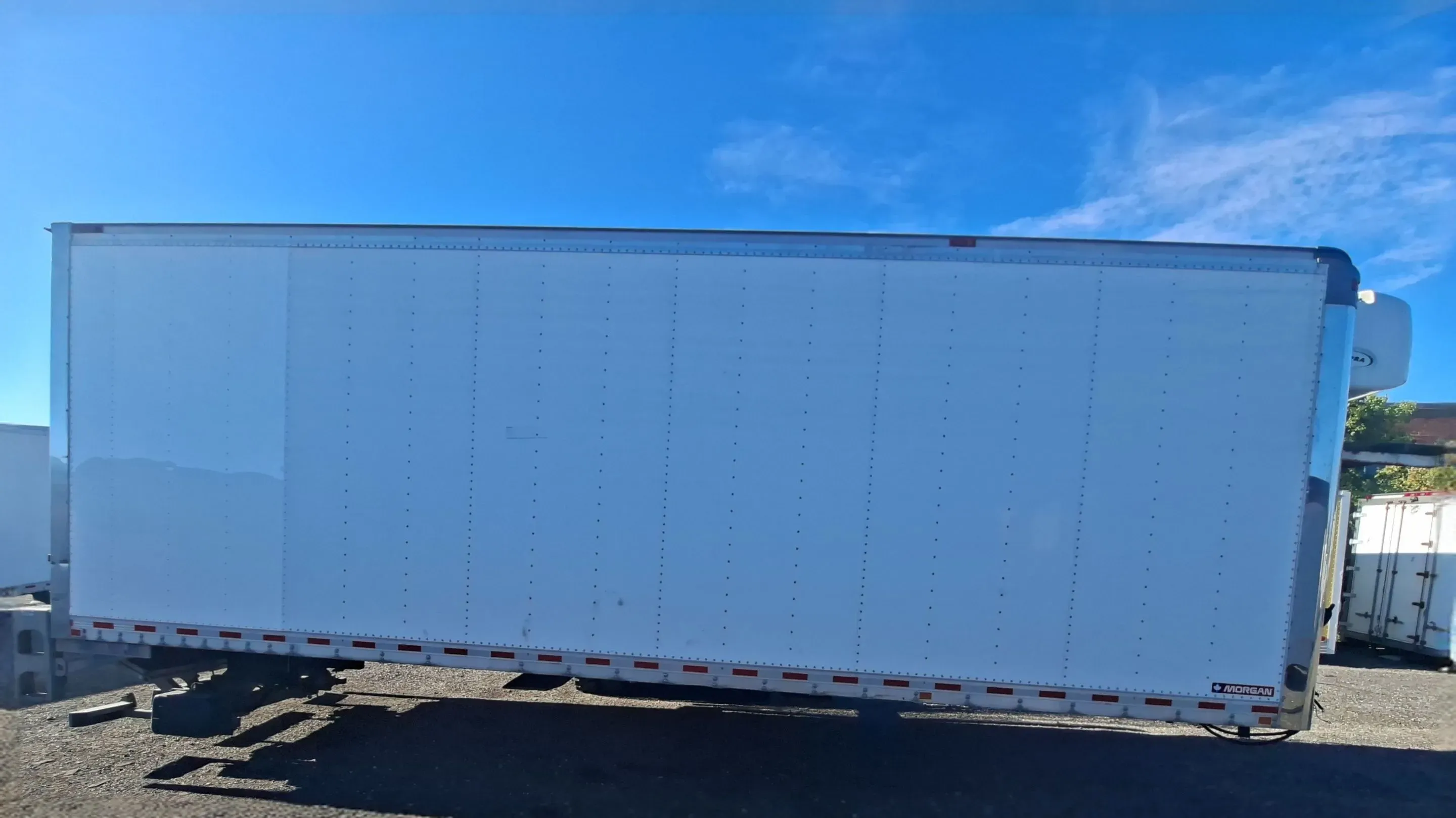 2019 Morgan 26 FT Refrigerated