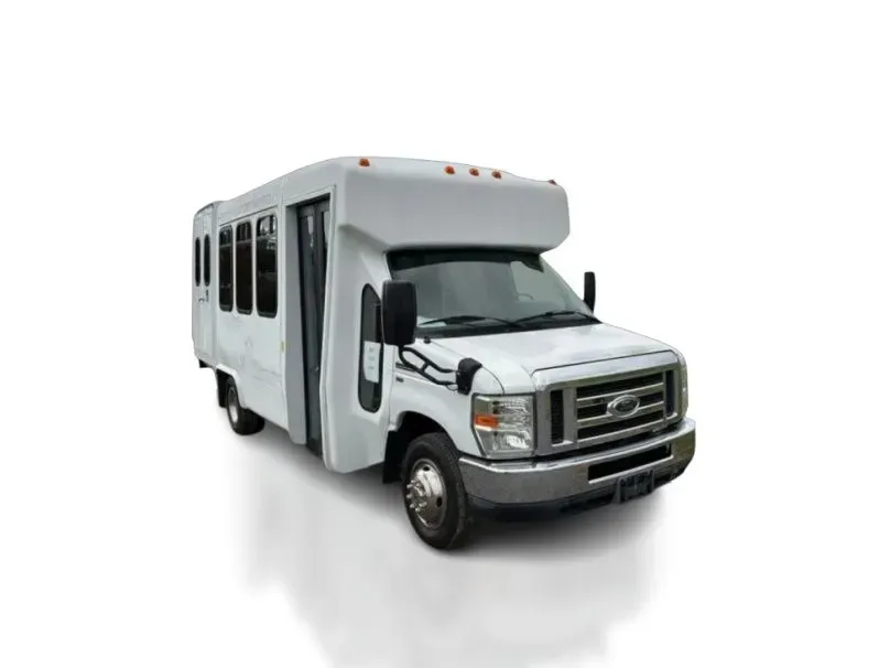 2013 2013 FORD PASSENGER BUS
