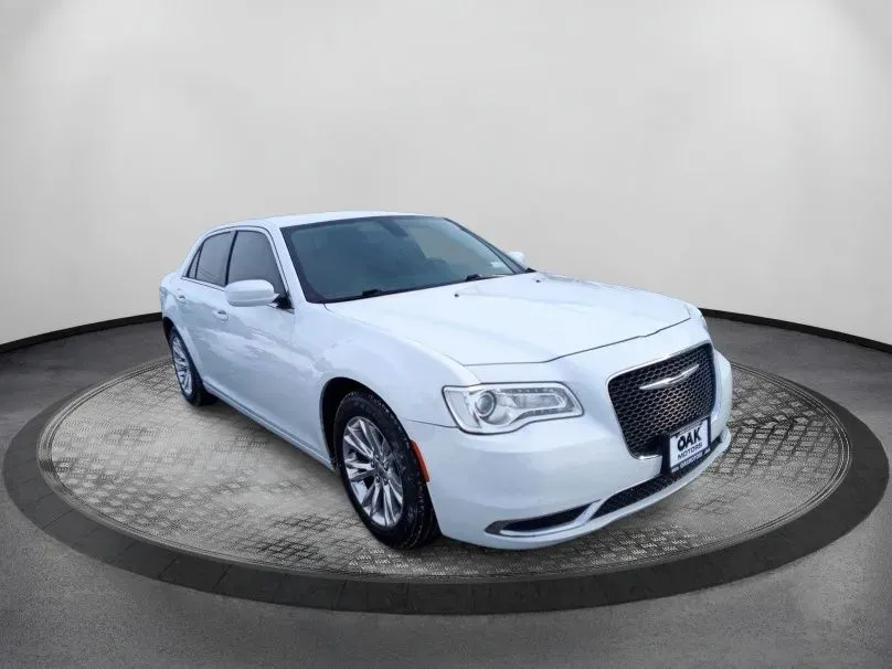 2018 Chrysler 300