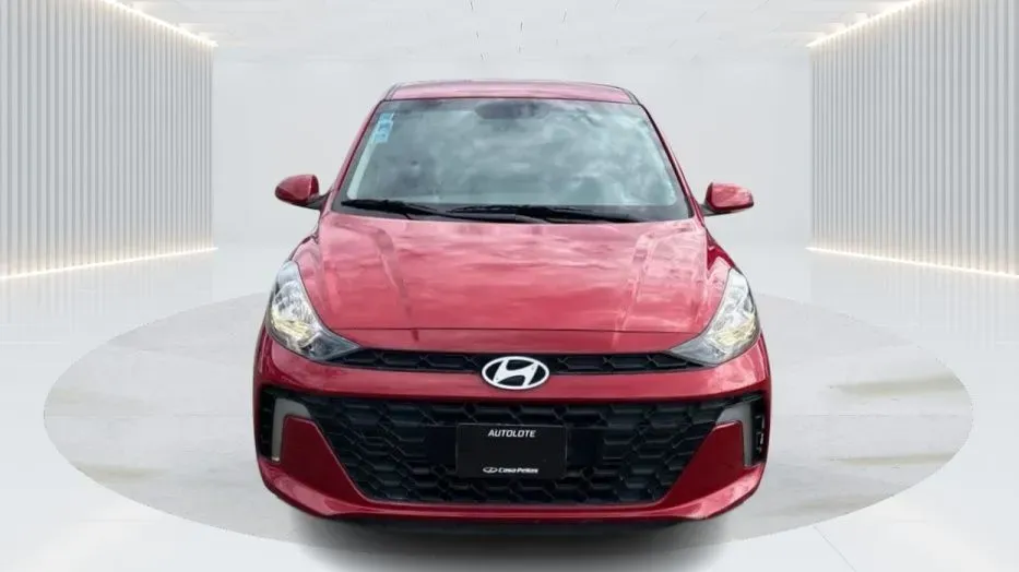2025 Hyundai Grand I -10
