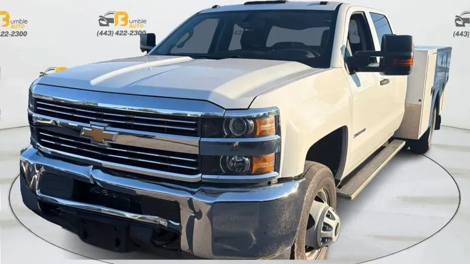 2016 Chevrolet Silverado 3500 HD Crew Cab & Chassis
