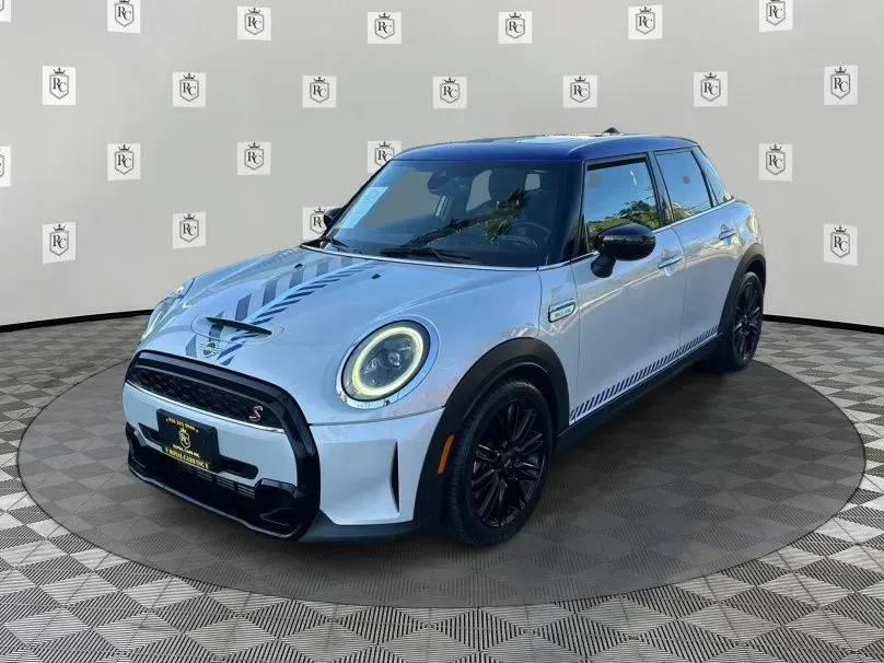 2022 MINI Hardtop 4 Door