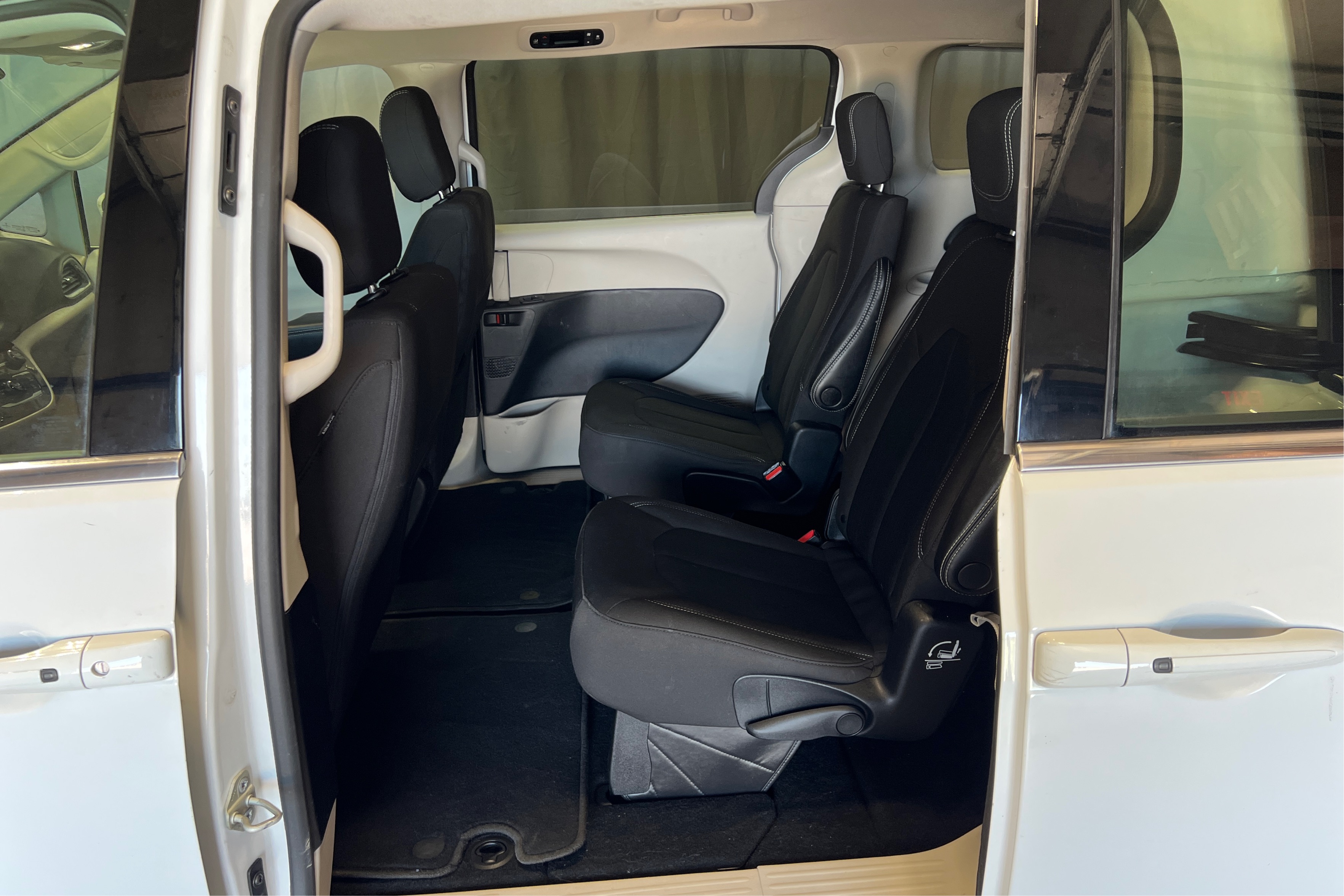 Rear Seat Open Door