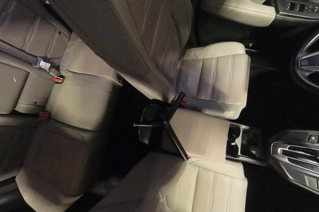 Interior 3