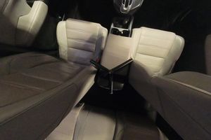 Interior 0