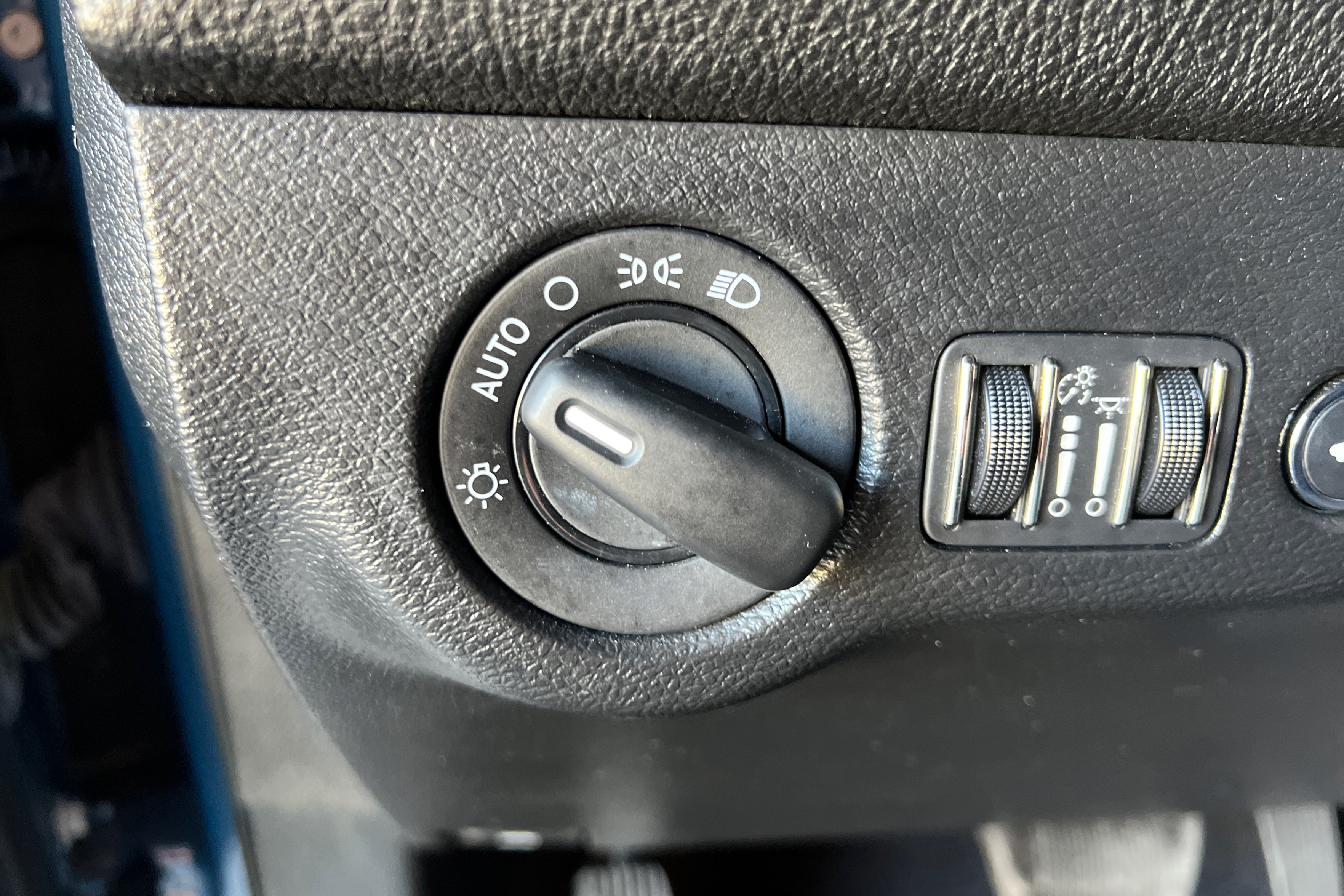 Headlight Switch Control
