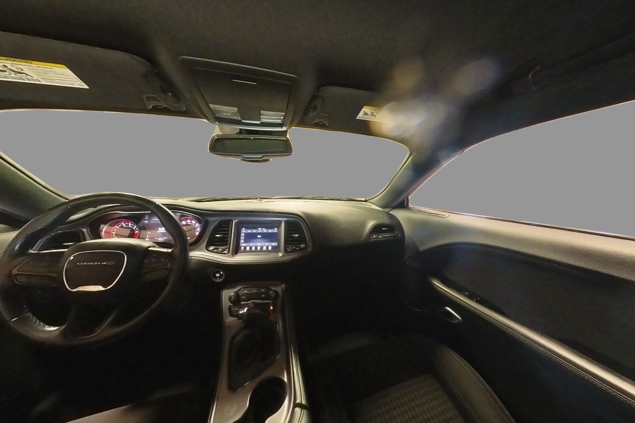 Interior 0