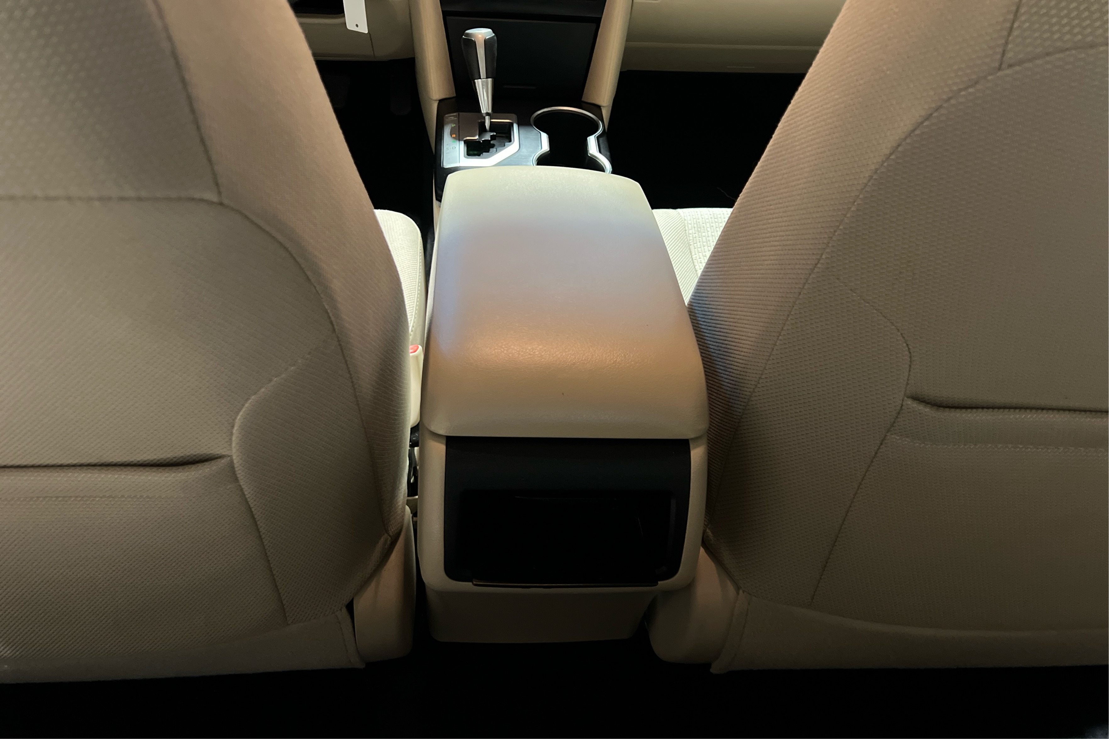 Middle Console Rear View