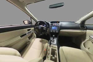 Interior 0