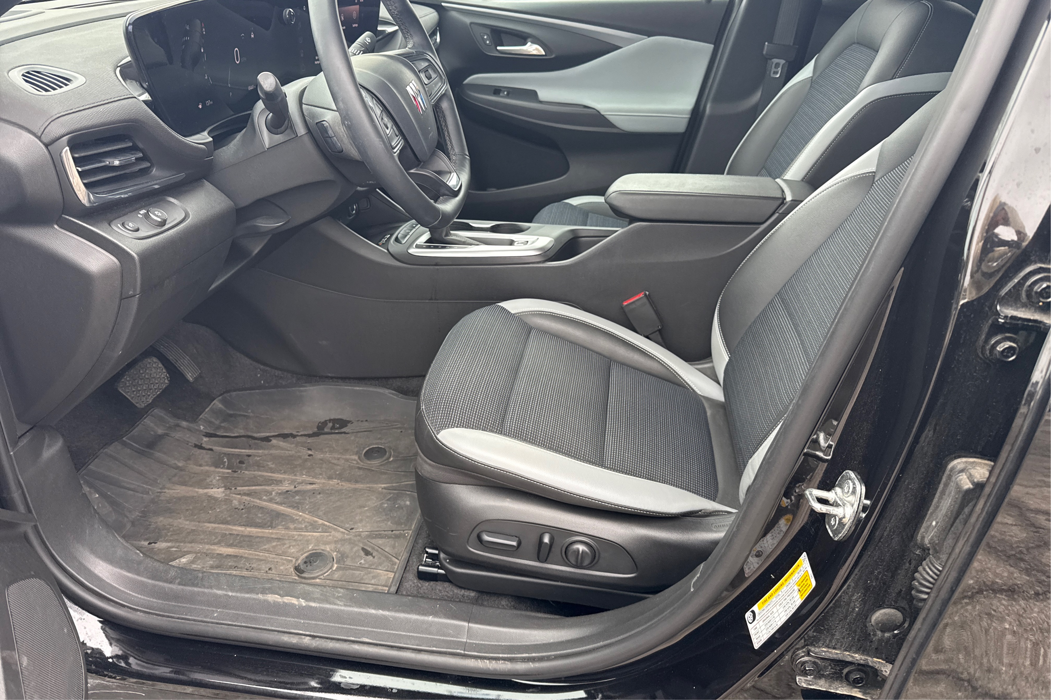 2024 Buick Envista Preferred's photo