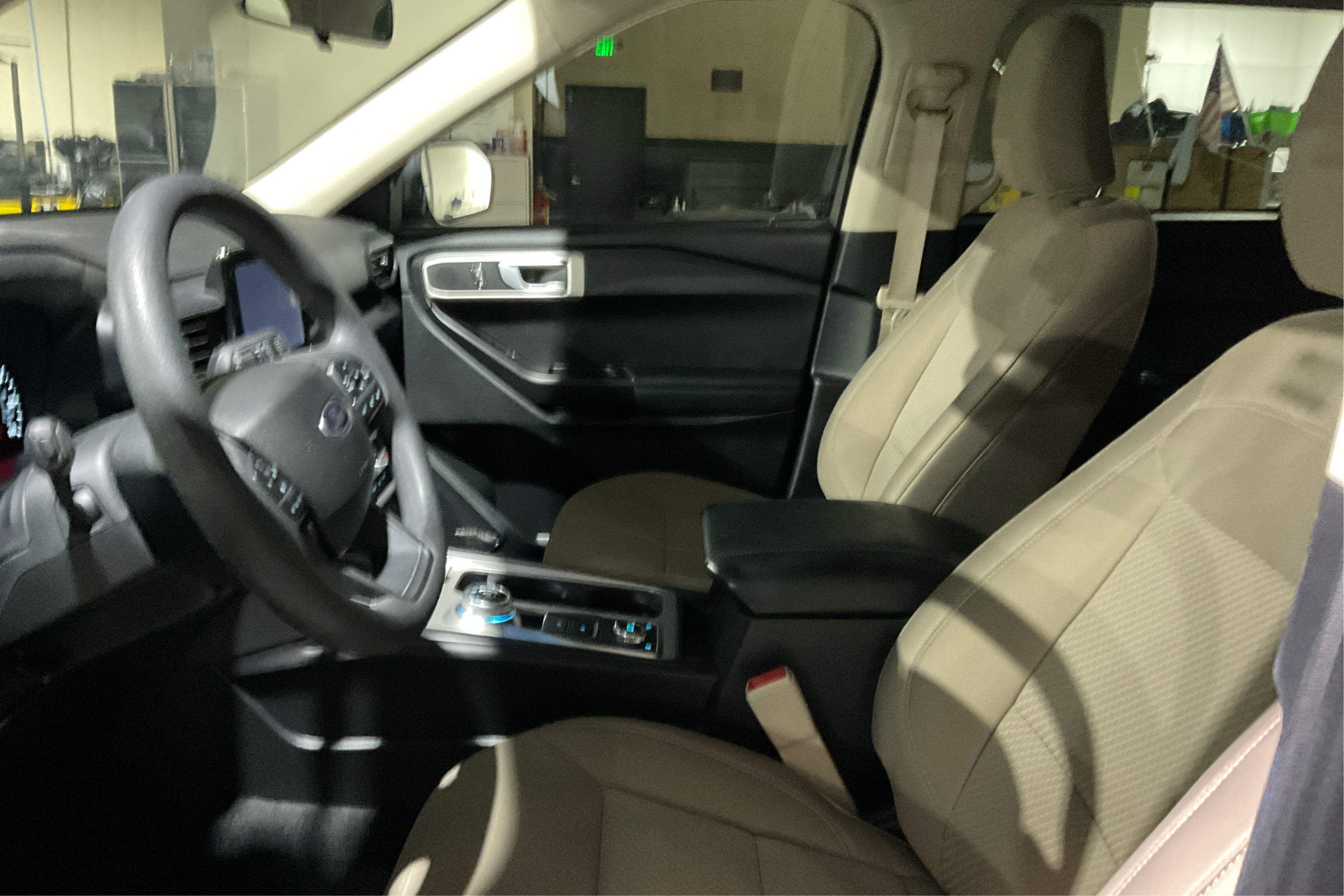 2022 Ford Explorer Base's photo