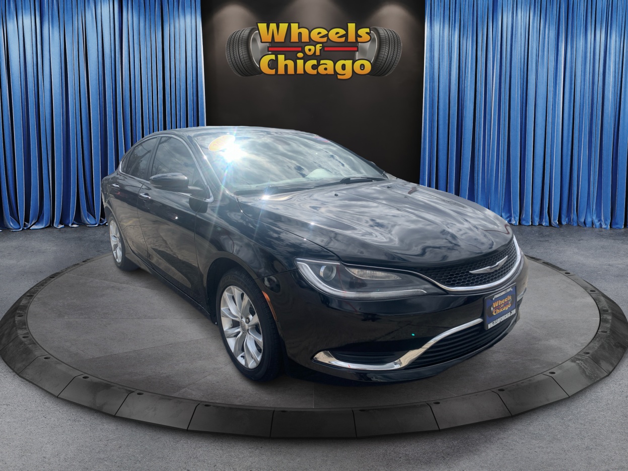 2015 Chrysler 200 C's photo