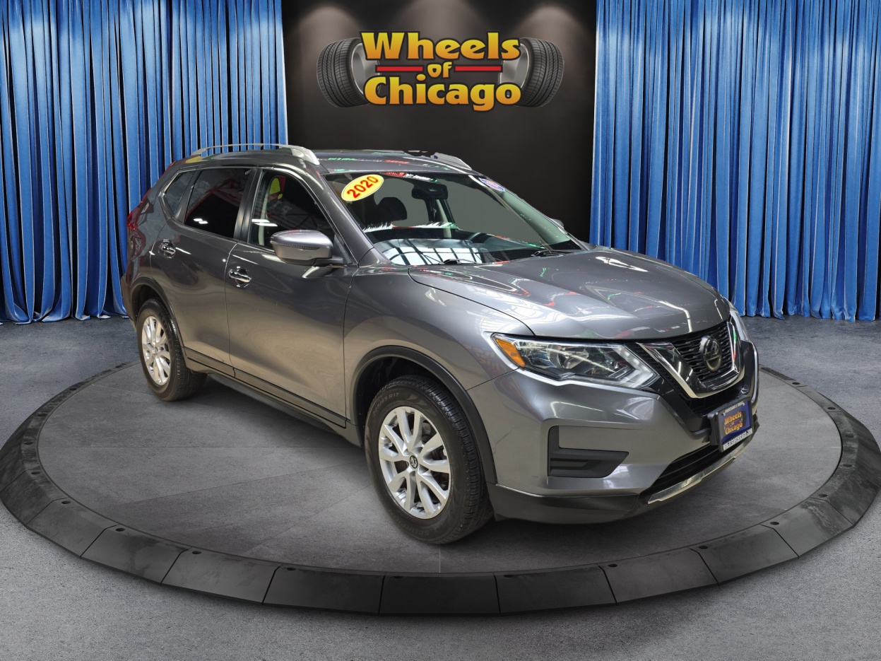 2020 Nissan Rogue SV's photo