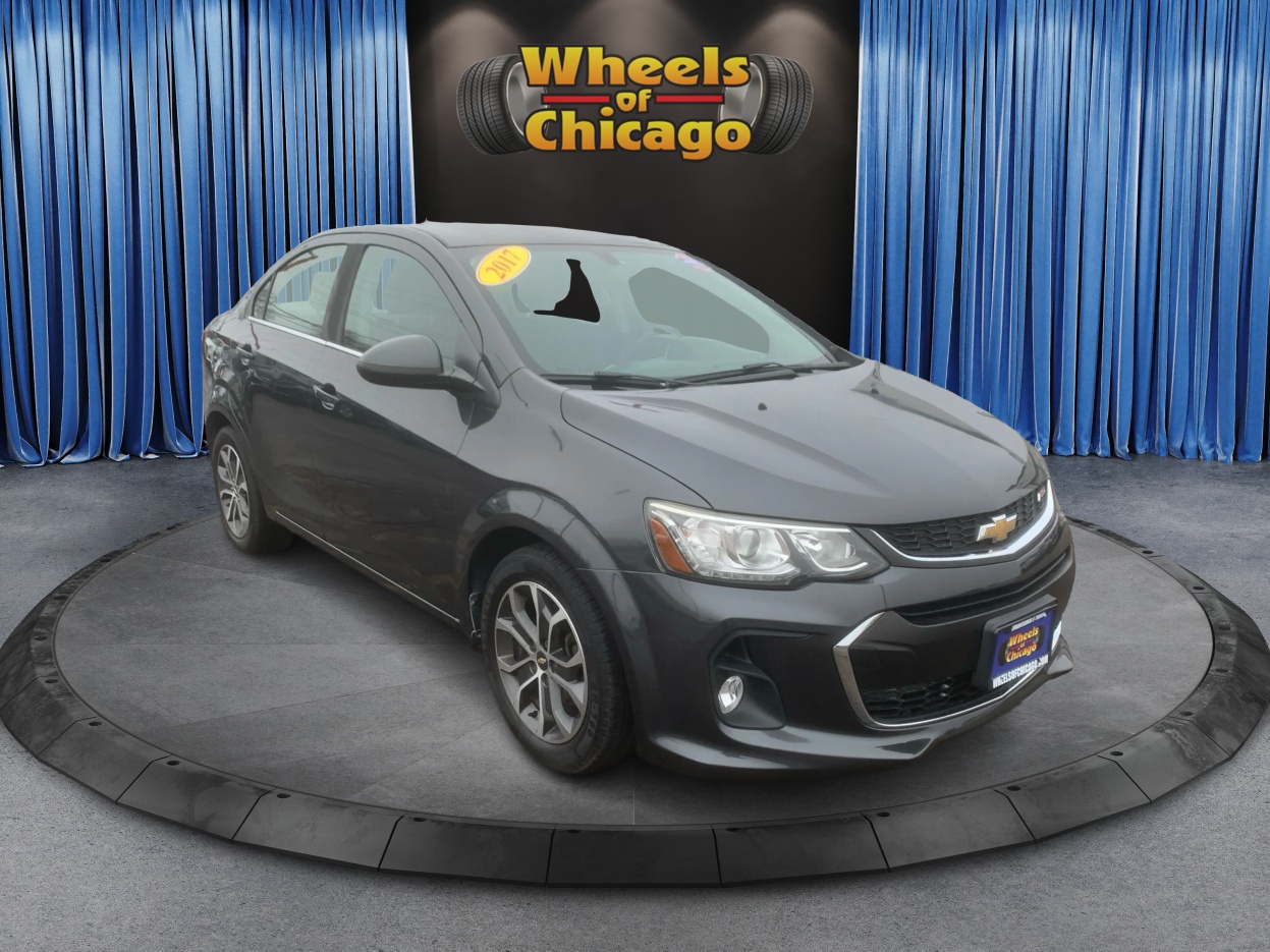 2017 Chevrolet Sonic LT's photo