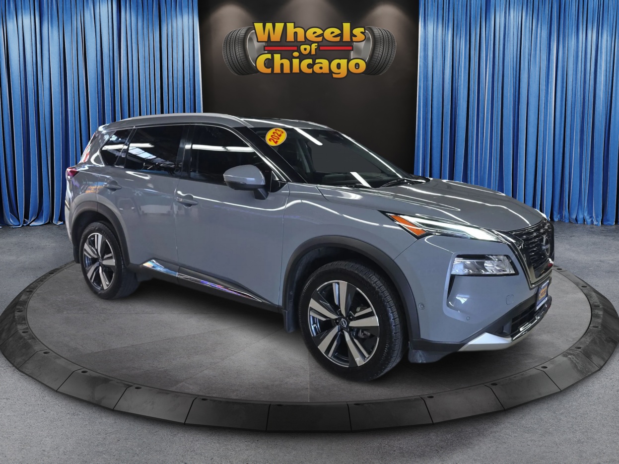 2023 Nissan Rogue Platinum's photo