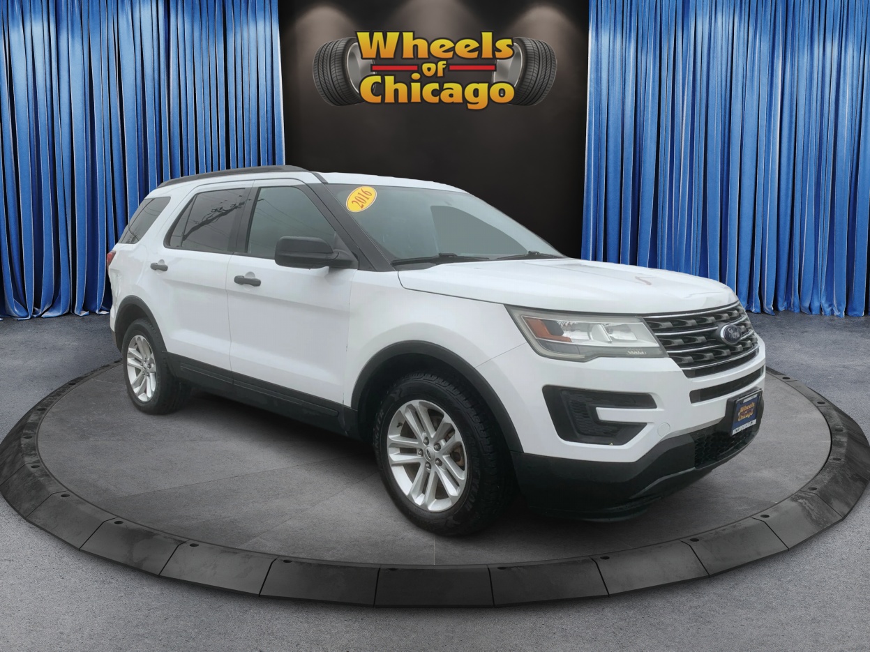 2016 Ford Explorer Base's photo