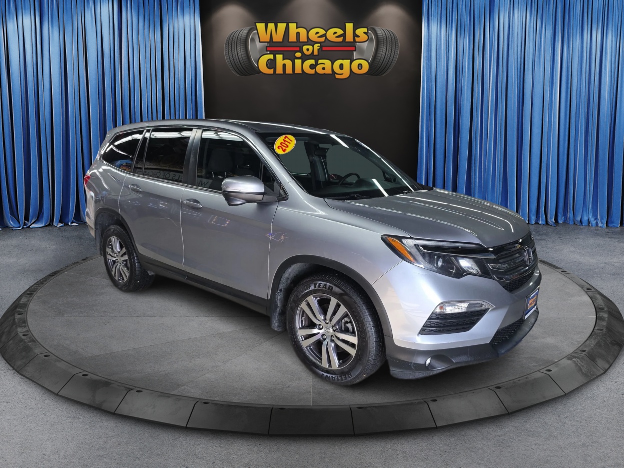 2017 Honda Pilot EX's photo