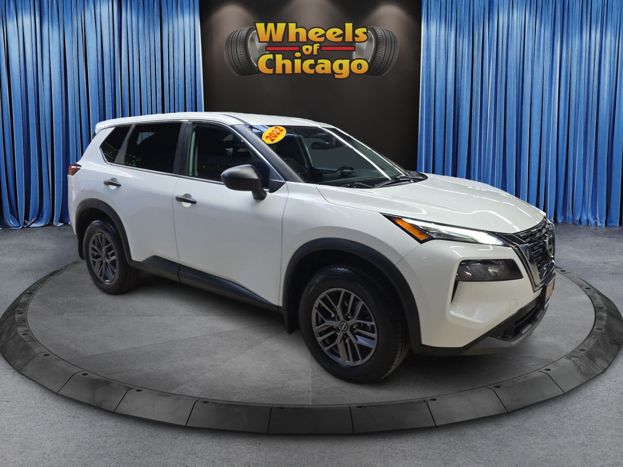 2022 Nissan Rogue S's photo