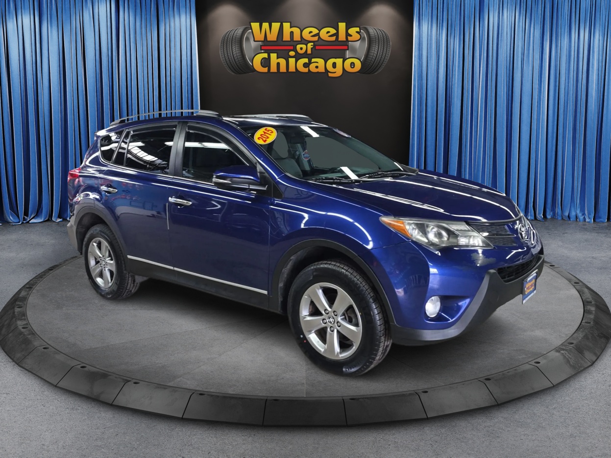 2015 Toyota RAV4 XLE's photo