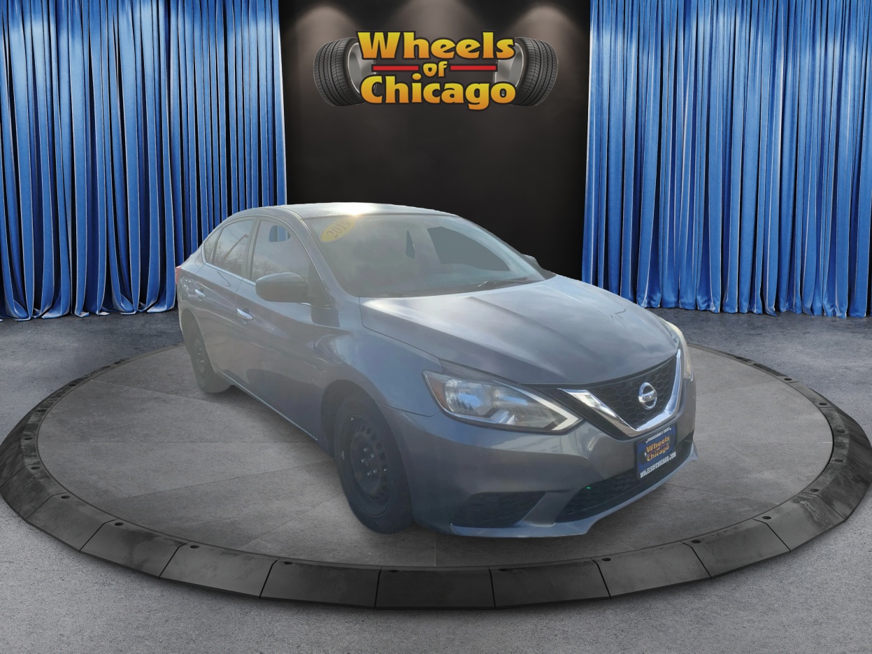 2019 Nissan Sentra S's photo