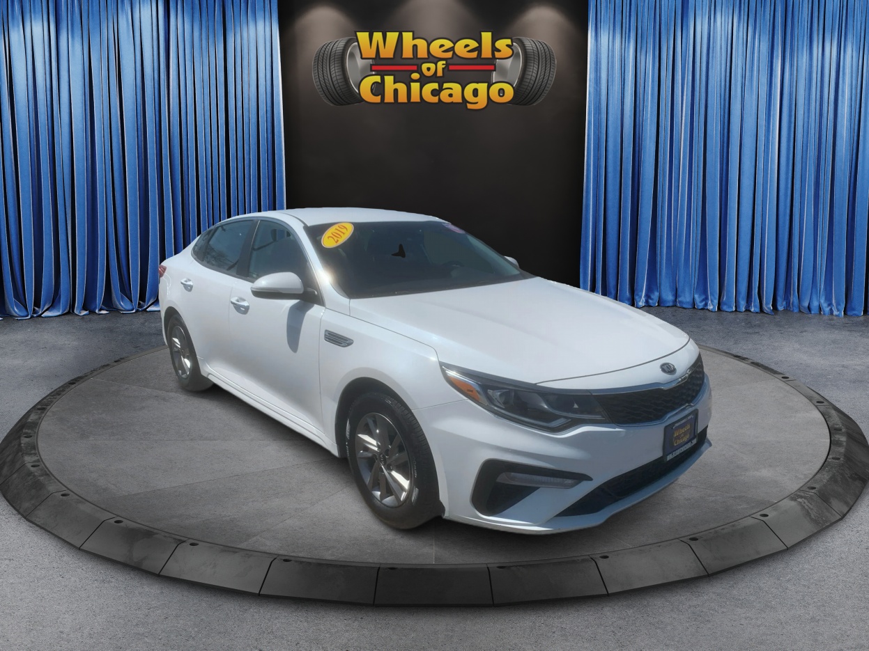 2019 Kia Optima LX AT's photo