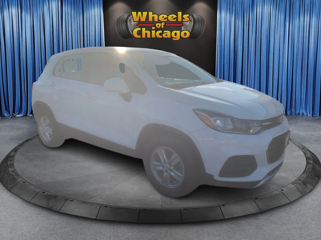 2021 Chevrolet Trax LS's photo
