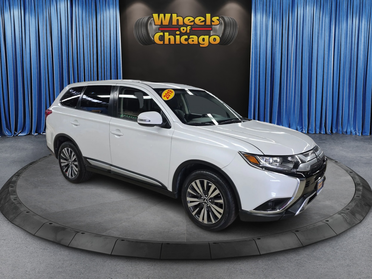 2019 Mitsubishi Outlander SE FWD's photo