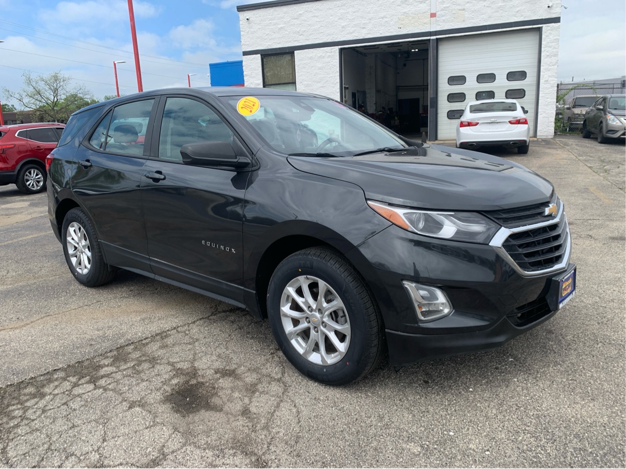 2021 Chevrolet Equinox LS's photo