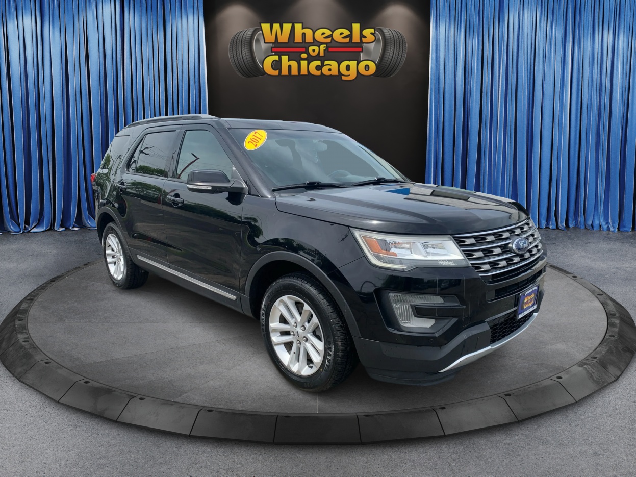 2017 Ford Explorer XLT 4WD's photo