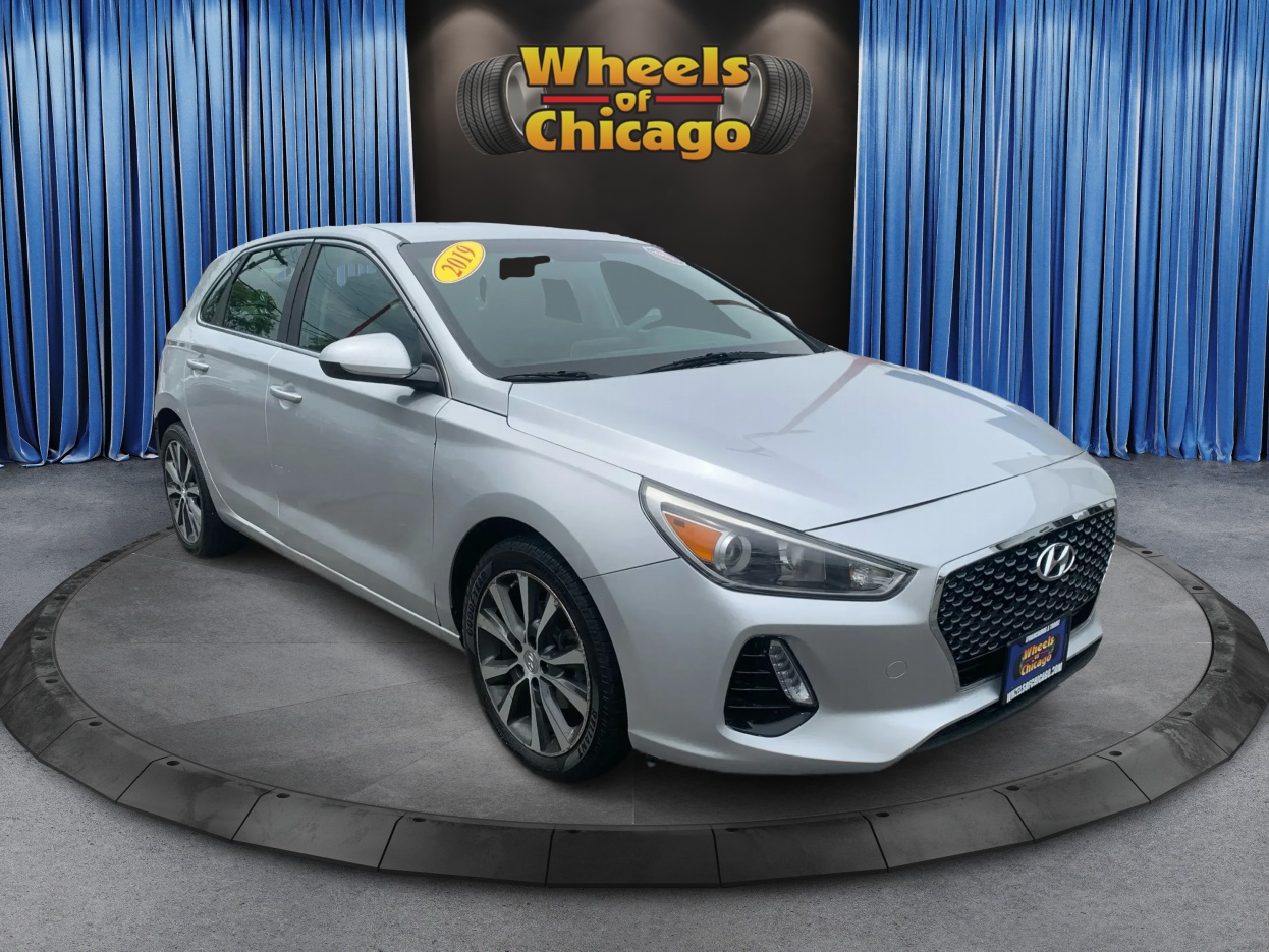 2019 Hyundai Elantra GT GT Auto's photo