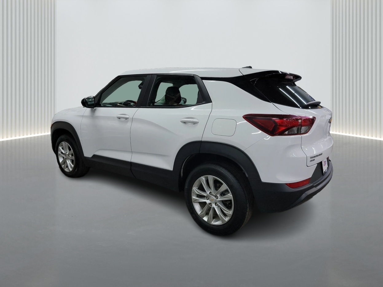 2023 Chevrolet TrailBlazer LS - Photo 3