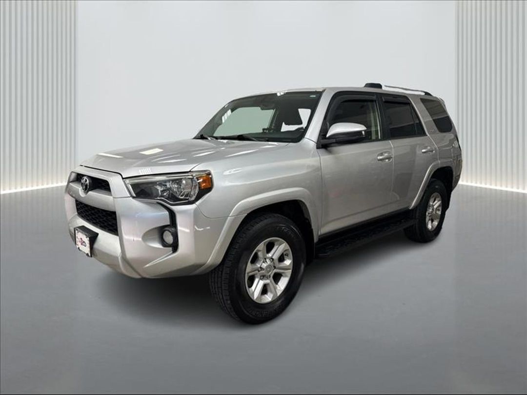 2019 Toyota 4Runner SR5 4WD