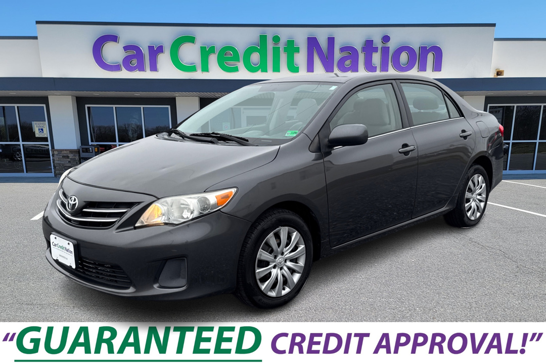 2013 Toyota Corolla LE Special Edition's photo