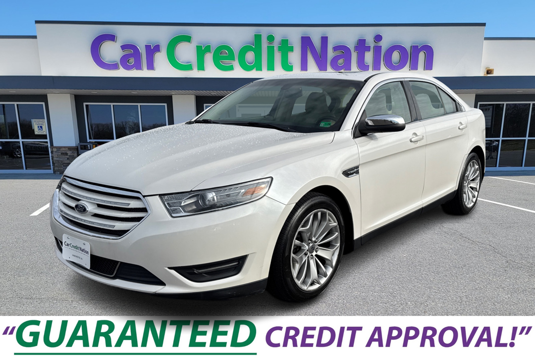 2013 Ford Taurus Limited's photo