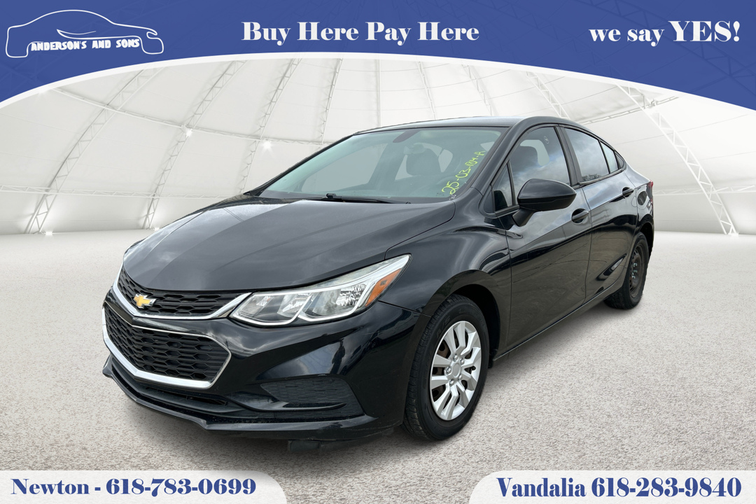 2017 Chevrolet Cruze LS's photo