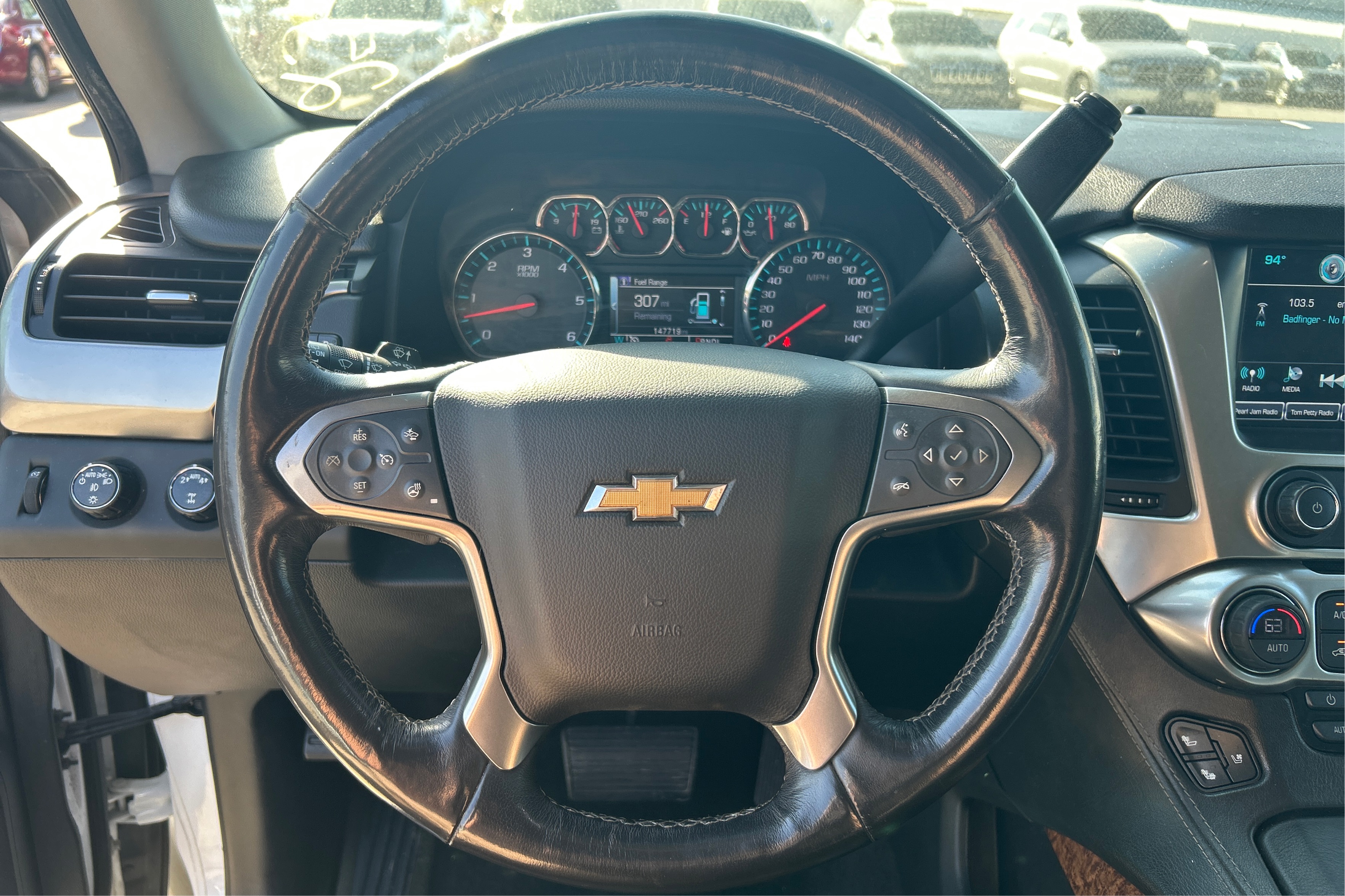2018 Chevrolet Suburban Premier - Photo 13