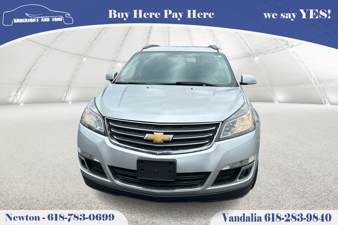 2016 Chevrolet Traverse 2LT - Photo 2