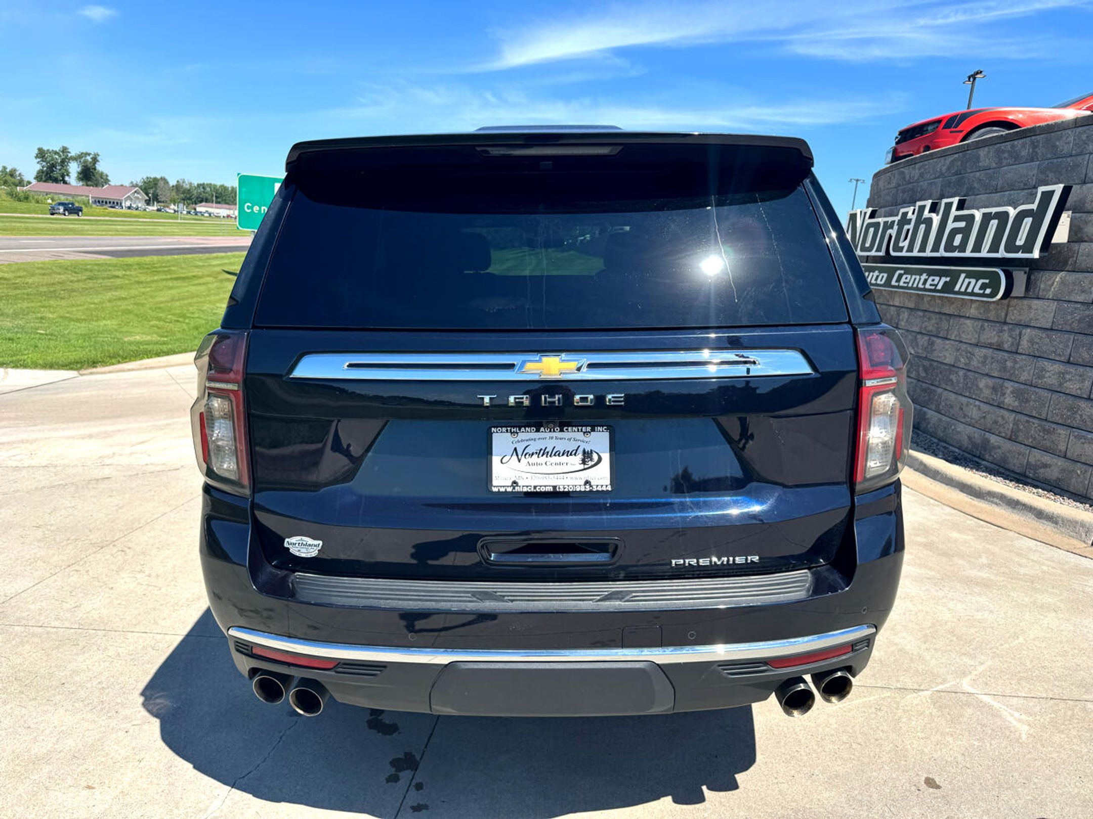 2023 Chevrolet Tahoe Premier photo 3