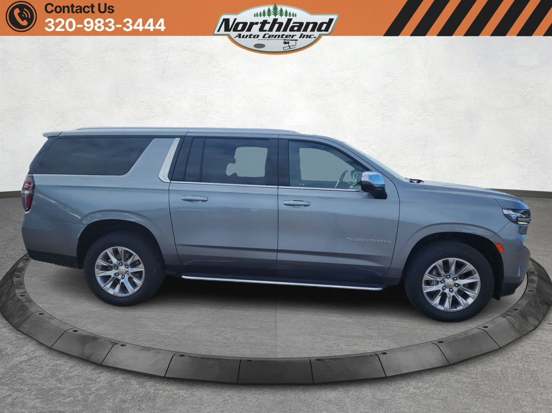 2023 Chevrolet Suburban Premier photo 4