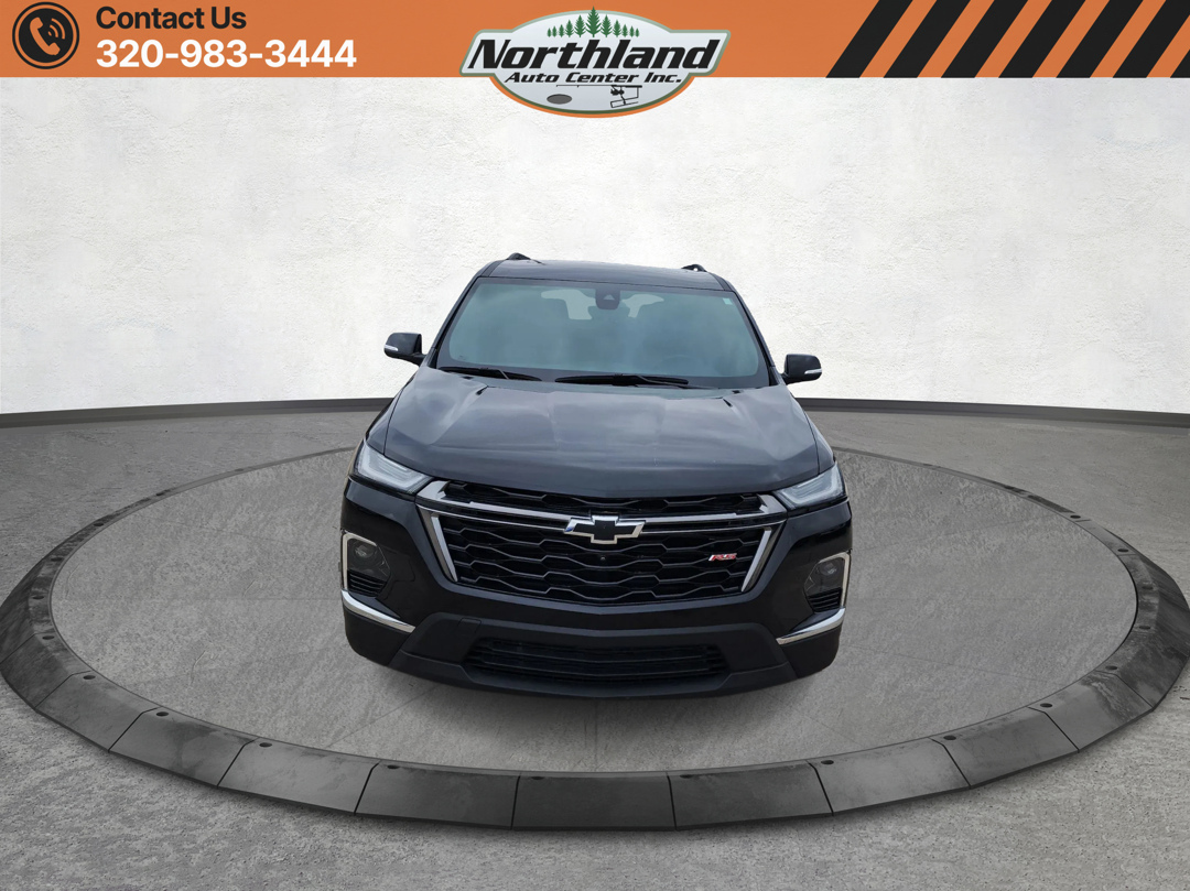 2023 Chevrolet Traverse RS photo 2