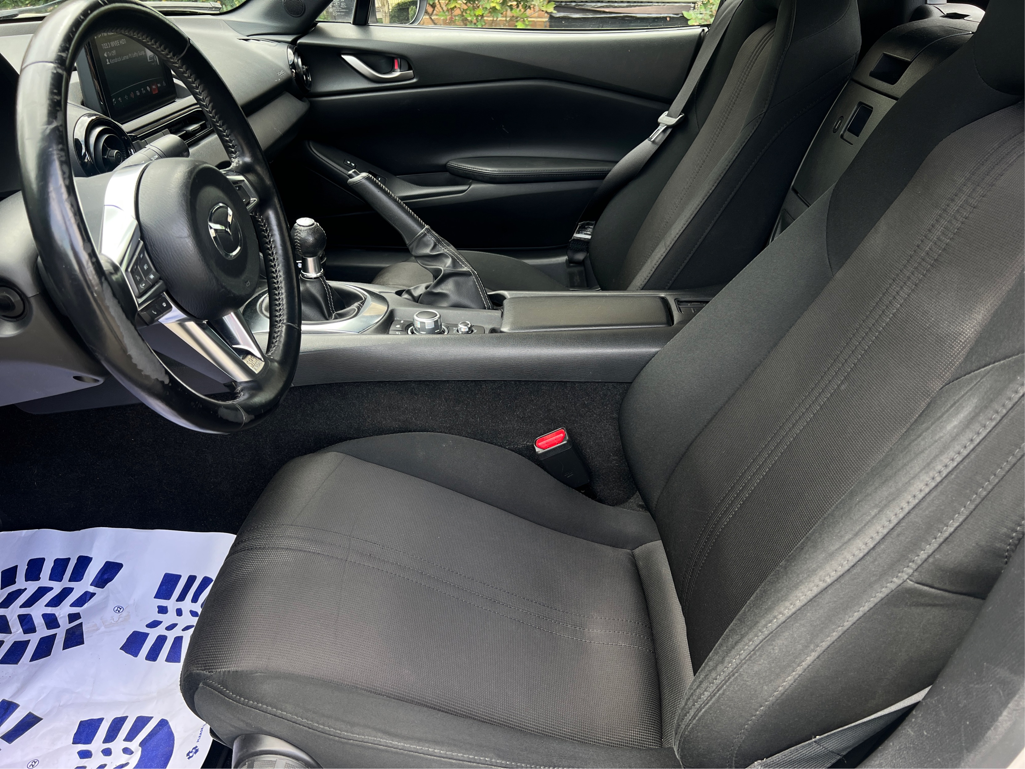 2022 Mazda MX-5 Miata Sport - Photo 9