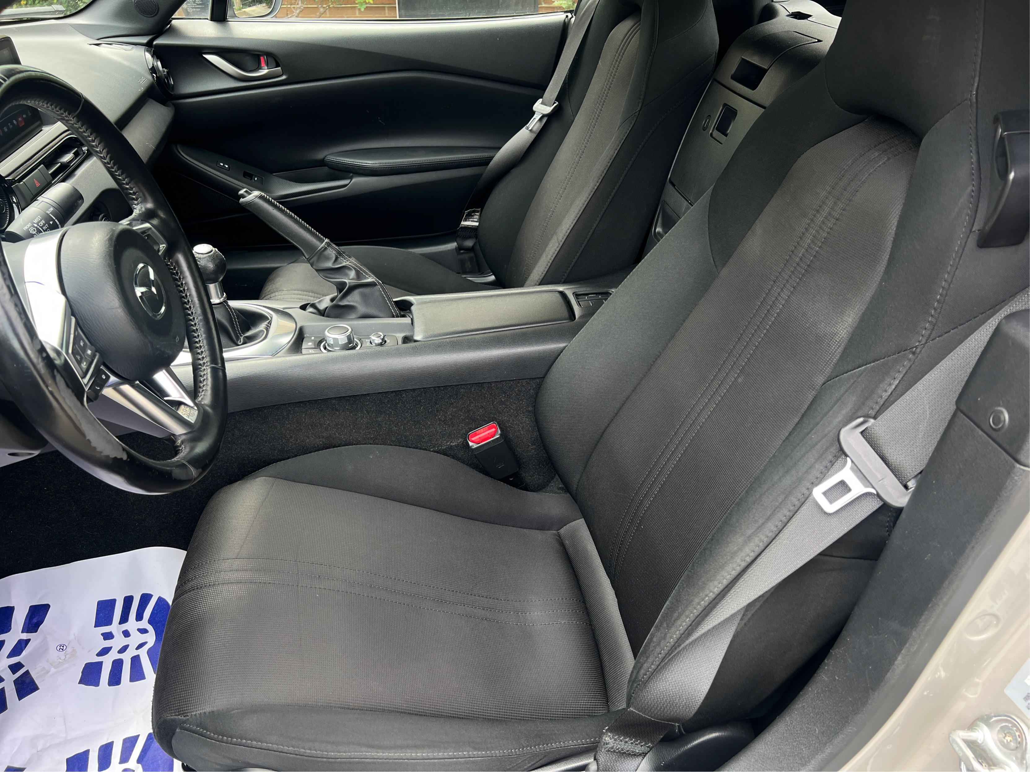 2022 Mazda MX-5 Miata Sport - Photo 37