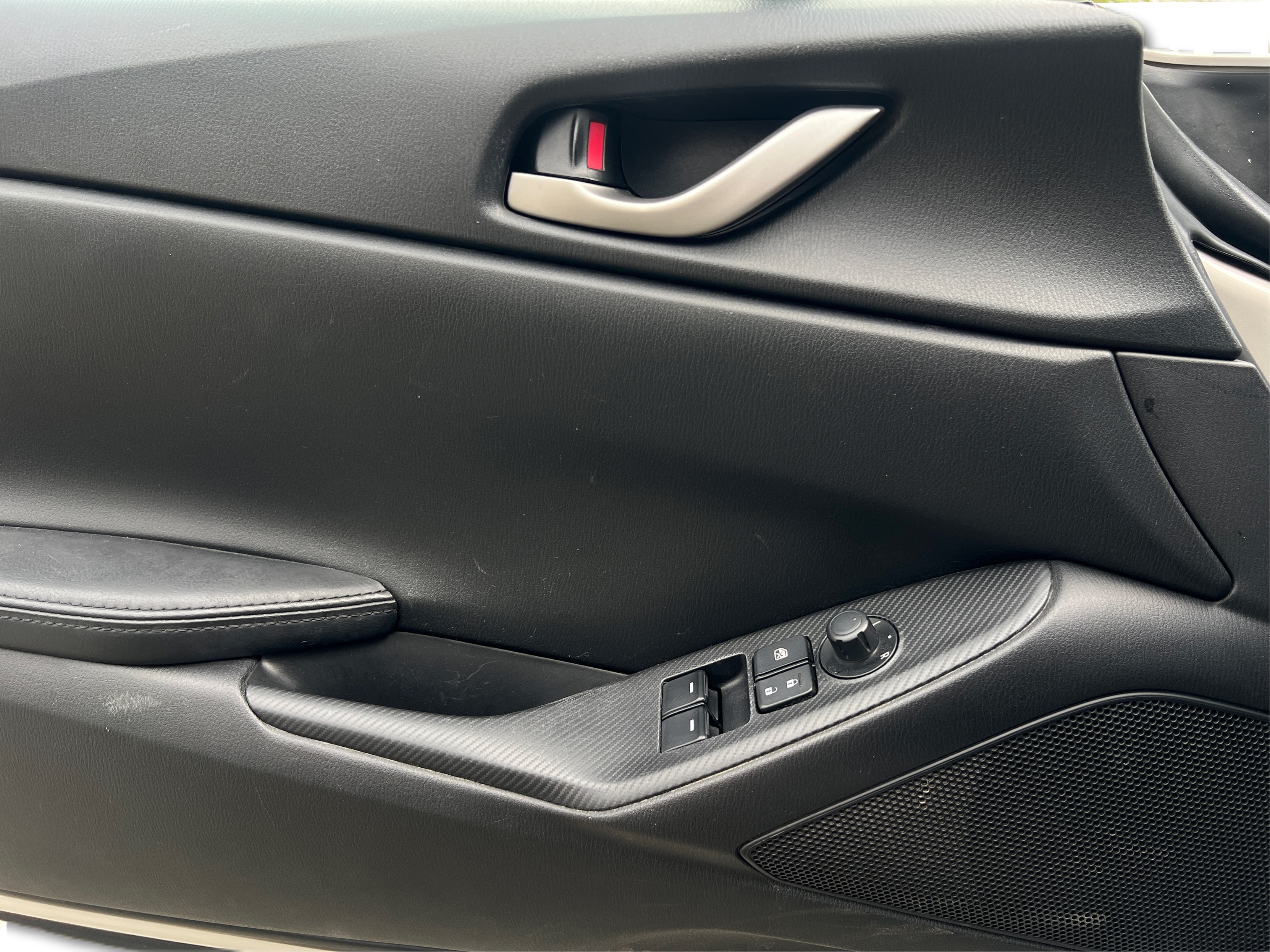 2022 Mazda MX-5 Miata Sport - Photo 18