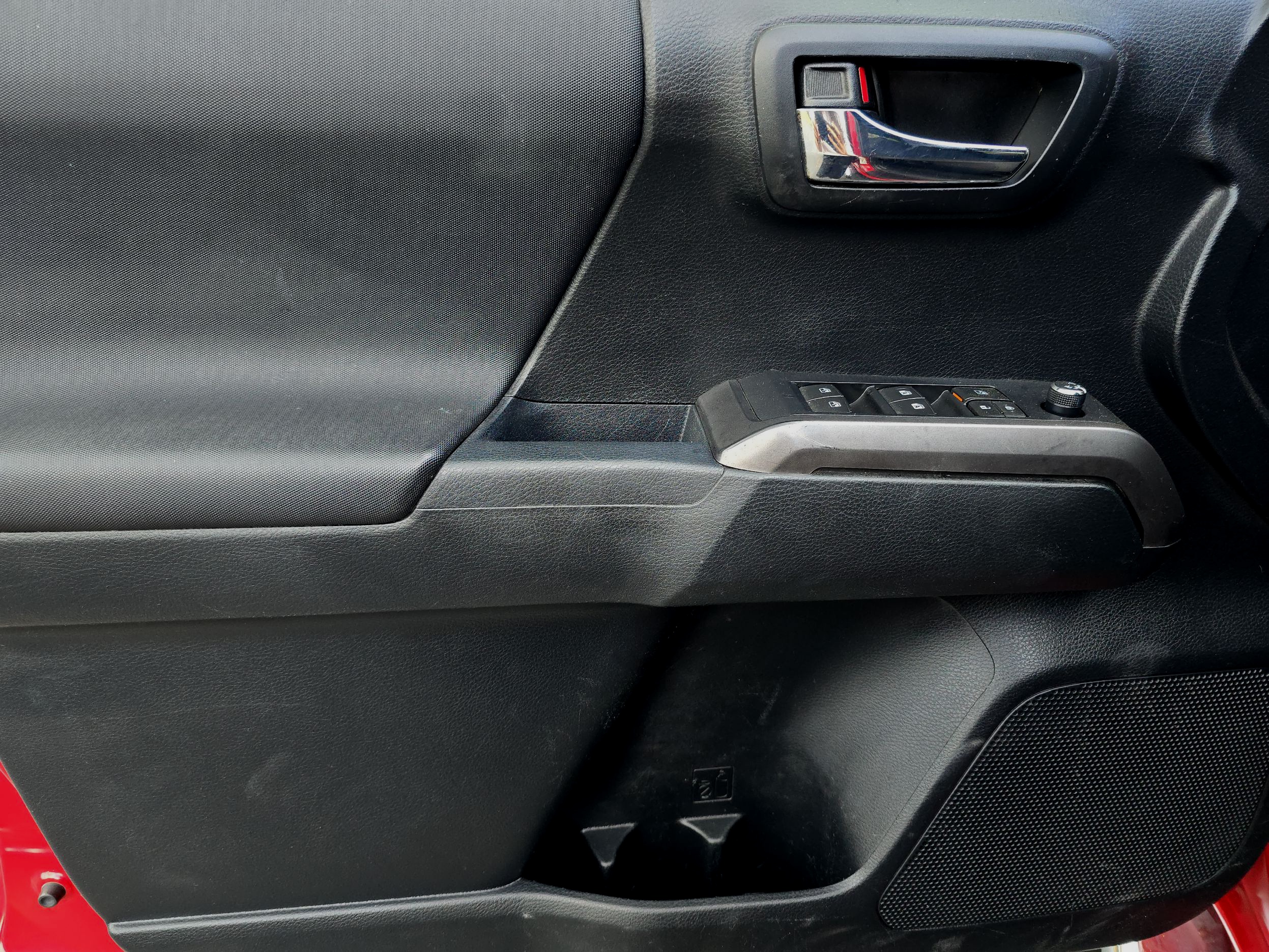 2016 Toyota Tacoma TRD Sport - Photo 21