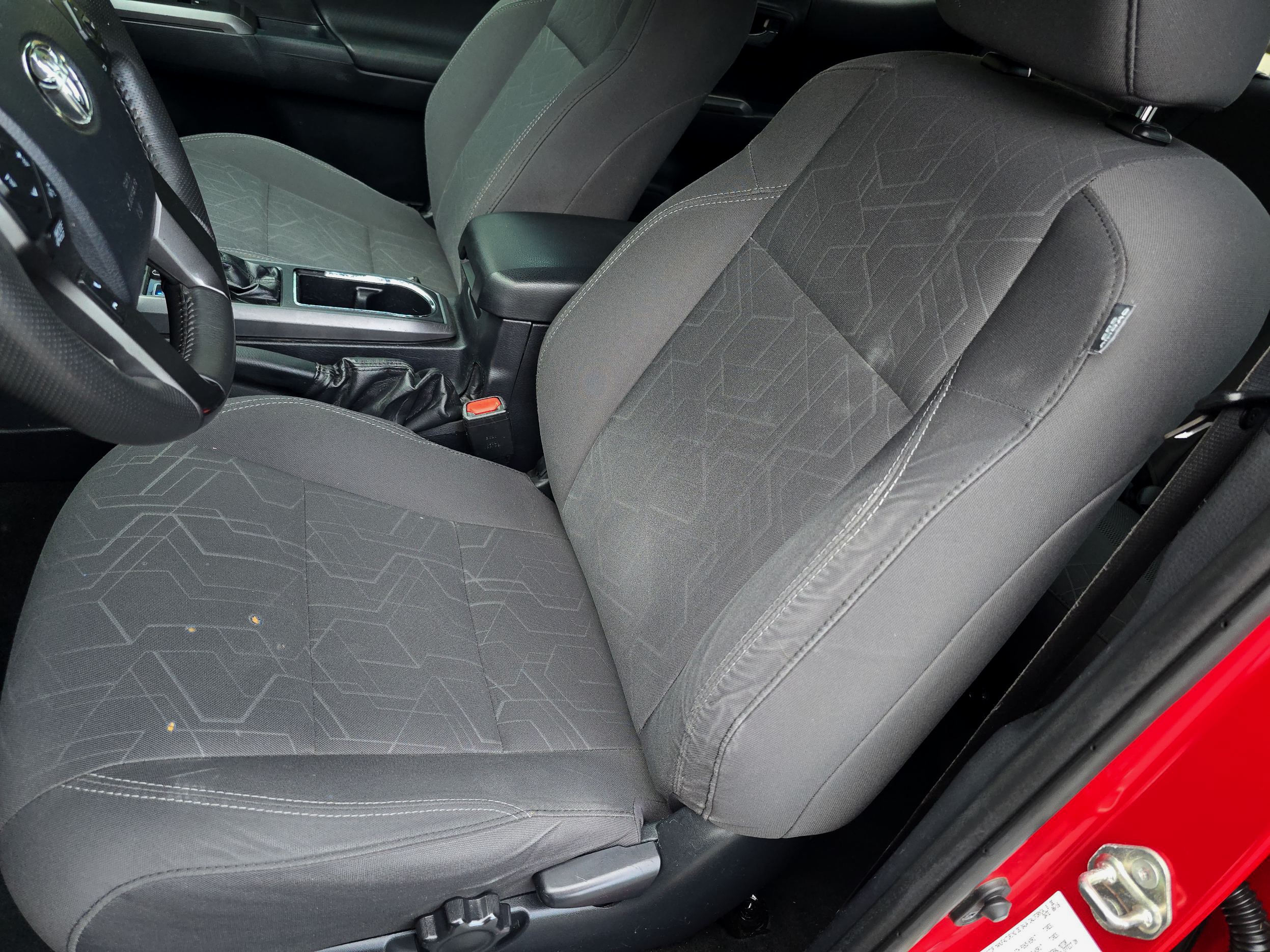 2016 Toyota Tacoma TRD Sport - Photo 43