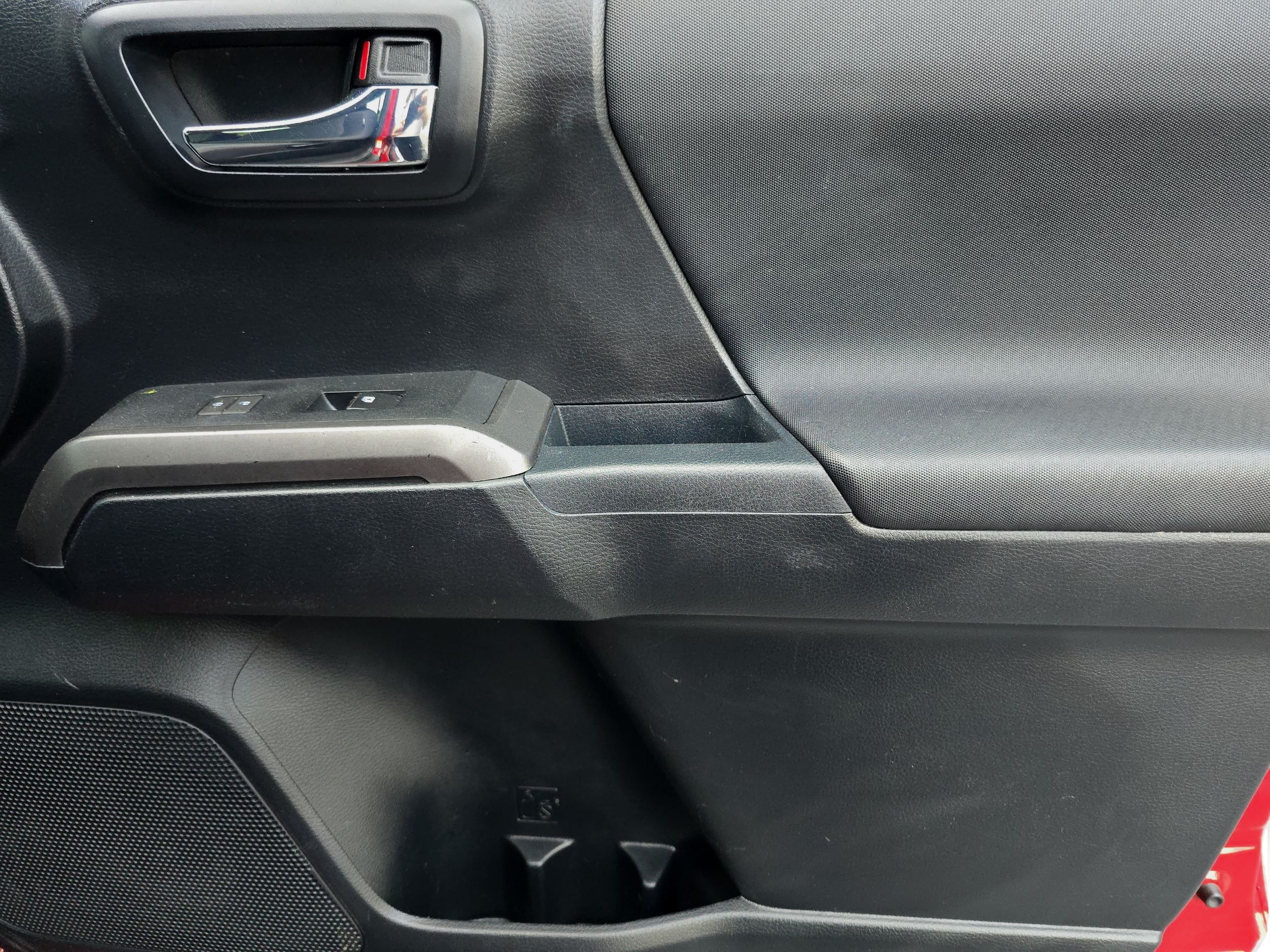 2016 Toyota Tacoma TRD Sport - Photo 23